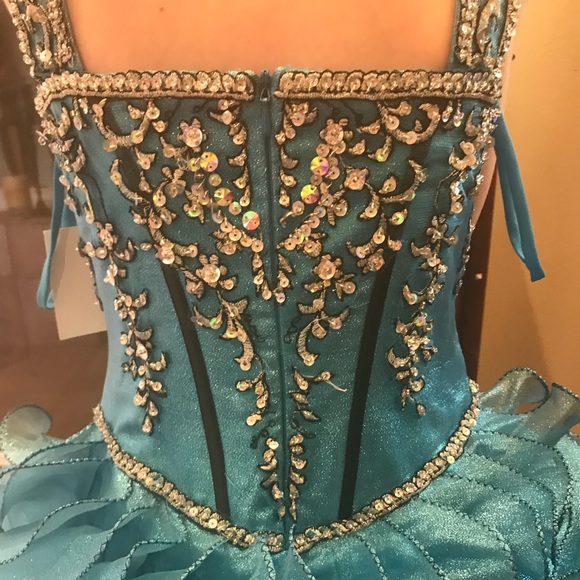 Tiffany princess pageant Ballgown sample size 6 - Picture 2 of 8